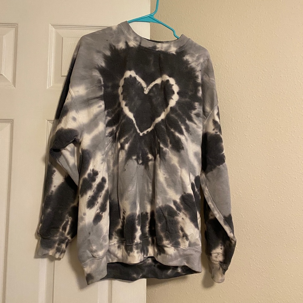 Tie dye urban outfitters heart sweatshirt!!
